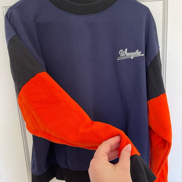 Wrangler boxy sweater - Picture 2 of 3